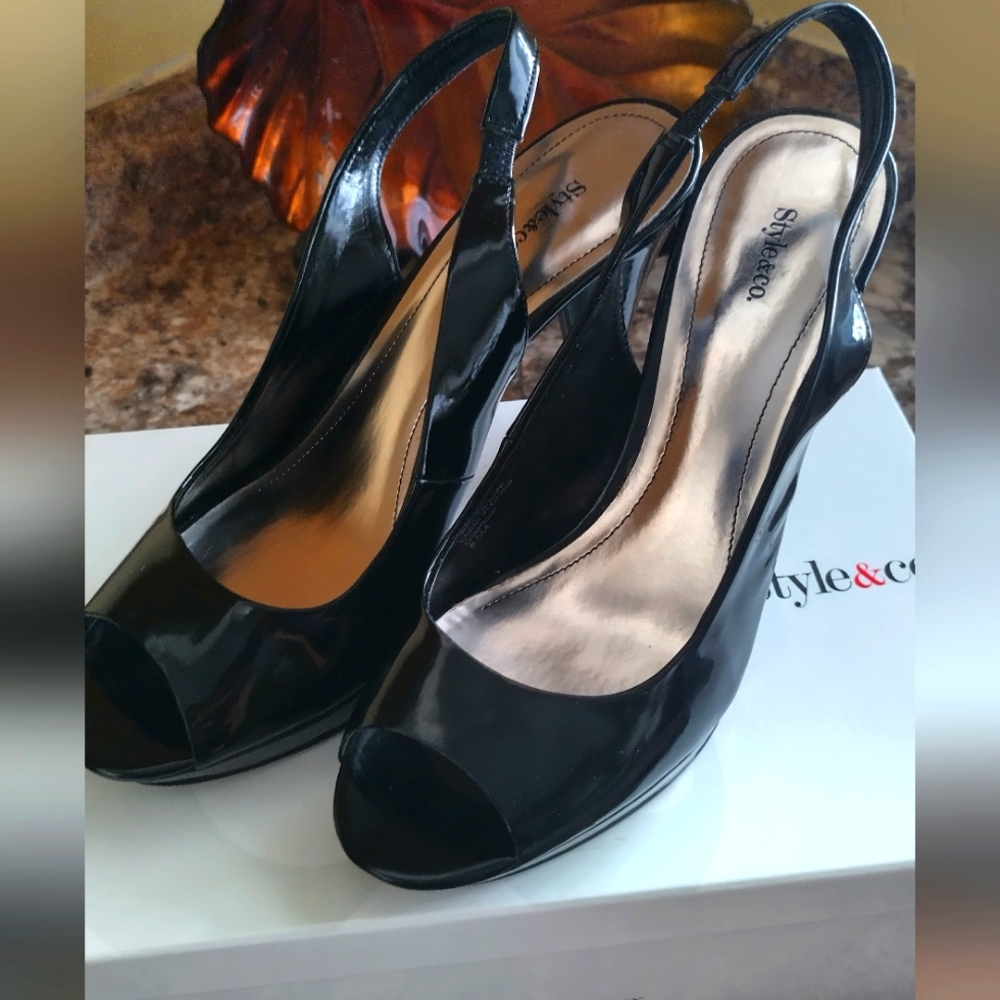 Style&Co Black Patent Slingback Heels size 8.5